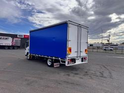 2025 Isuzu N Series NQR 88/80-190 AM D42 WHITE