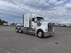 2025 Kenworth T620 SAR WHITE