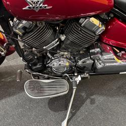 2006 Yamaha XVS650 V-STAR CUSTOM Red