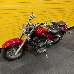 2006 Yamaha XVS650 V-STAR CUSTOM Red