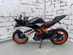 2015 KTM RC 390 RC White