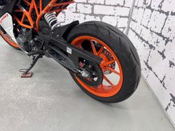 2015 KTM RC 390 RC White