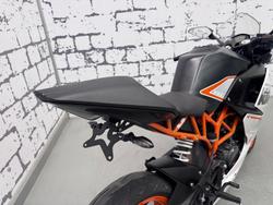 2015 KTM RC 390 RC White