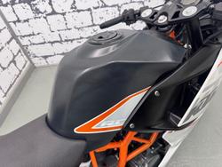 2015 KTM RC 390 RC White