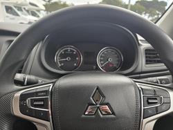 2024 Mitsubishi Triton GLX MR MY23 4X4 Dual Range White