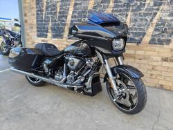2026 HARLEY-DAVIDSON STREET GLIDE 117 (FLHX) ROAD MIDNIGHT EMBER