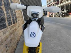 2027 HUSQVARNA FE 450 ENDURO WHITE