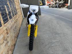 2027 HUSQVARNA TE 300 ENDURO WHITE