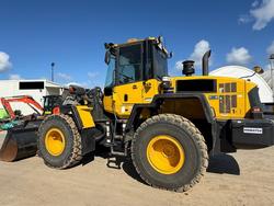2023 Komatsu Wa250pz-6