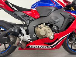 2017 Honda CBR1000RRA (FIREBLADE) ABS Red