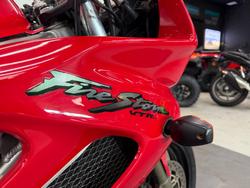 2005 Honda VTR1000F (FIRESTORM) Red