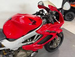 2005 Honda VTR1000F (FIRESTORM) Red