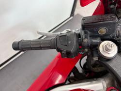 2005 Honda VTR1000F (FIRESTORM) Red