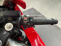 2005 Honda VTR1000F (FIRESTORM) Red