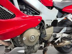 2005 Honda VTR1000F (FIRESTORM) Red
