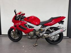 2005 Honda VTR1000F (FIRESTORM) Red