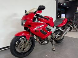 2005 Honda VTR1000F (FIRESTORM) Red