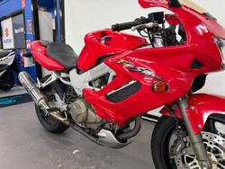 2005 Honda VTR1000F (FIRESTORM) Red