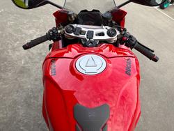 2022 DUCATI STREETFIGHTER V4 Red