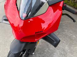 2022 DUCATI STREETFIGHTER V4 Red