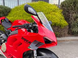 2022 DUCATI STREETFIGHTER V4 Red