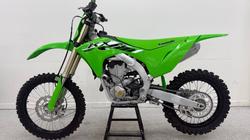 2025 Kawasaki KX450 Green