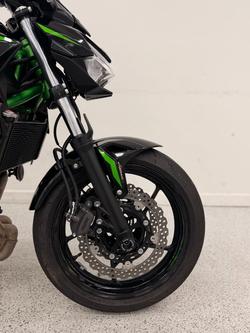 2025 Kawasaki Z650L (LAMS) Black