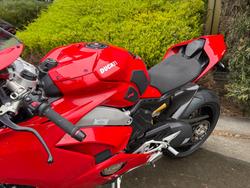 2019 DUCATI PANIGALE V4 Red