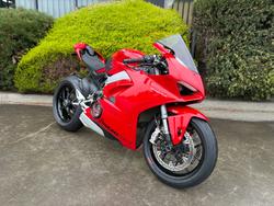 2019 DUCATI PANIGALE V4 Red