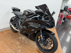 2022 Yamaha YZF-R7LA Black