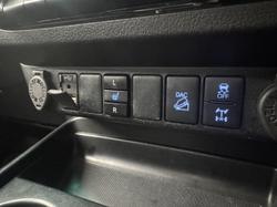 2020 Toyota Hilux SR5