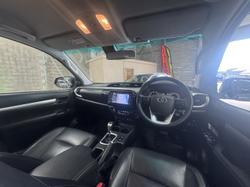 2020 Toyota Hilux SR5