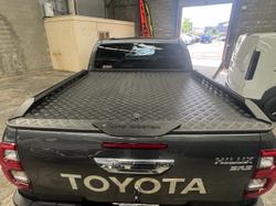 2020 Toyota Hilux SR5