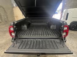 2020 Toyota Hilux SR5