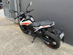 2023 Ktm 390 DUKE WHITE