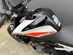 2023 Ktm 390 DUKE WHITE