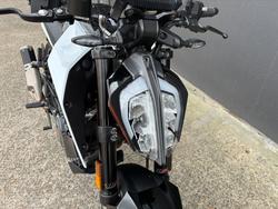 2023 Ktm 390 DUKE WHITE
