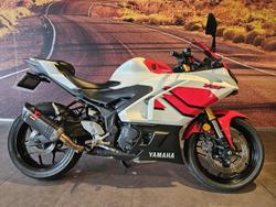 Yamaha YZF-R3 70TH Anniversary