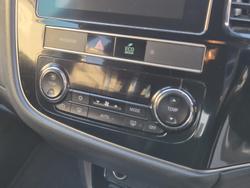 2019 Mitsubishi Outlander LS
