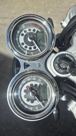 2023 Triumph BONNEVILLE SPEED TWIN 1200 BLACK