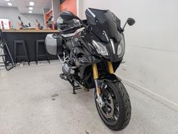 2018 BMW Motorrad R1200R SPORTS Black