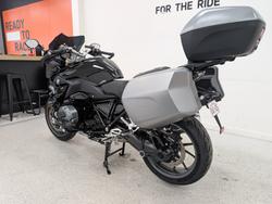 2018 BMW Motorrad R1200R SPORTS Black