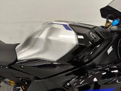 2025 YAMAHA YZF-R1 M Black