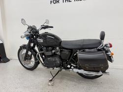Triumph 2013 TRIUMPH 865CC BONNE T100 A2 Black
