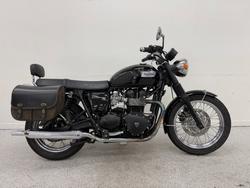 Triumph 2013 Triumph 865CC Bonne T100 A2