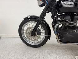 Triumph 2013 TRIUMPH 865CC BONNE T100 A2 Black