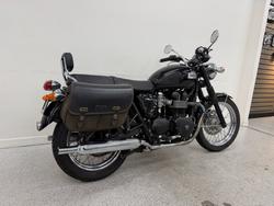 Triumph 2013 TRIUMPH 865CC BONNE T100 A2 Black