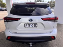 2022 Toyota Kluger
