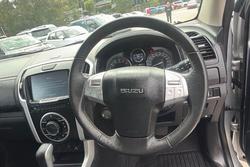 2021 Isuzu MU-X LS-T