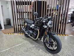 2027 Triumph 2027 Triumph 1200CC Speed Twin 1200 TFC Black